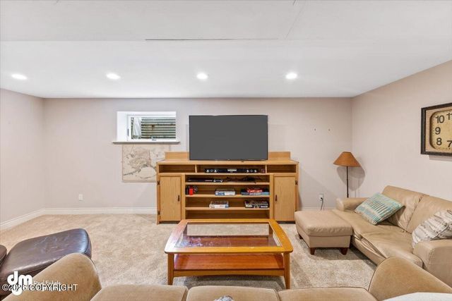 2727 Kachemak Drive, Homer, AK 99603