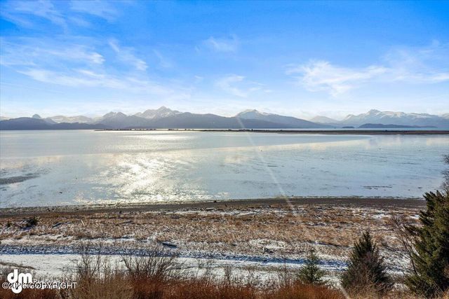 2727 Kachemak Drive, Homer, AK 99603