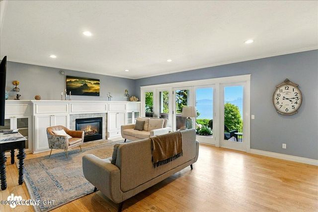 2727 Kachemak Drive, Homer, AK 99603