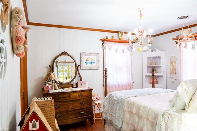 172 Aldebaran RD, Mathews, VA 23109