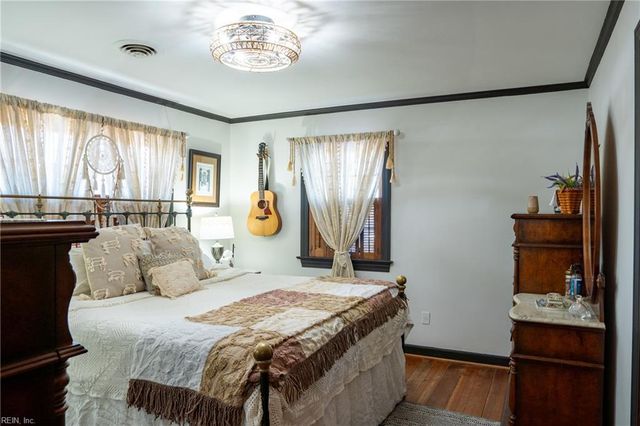 172 Aldebaran RD, Mathews, VA 23109