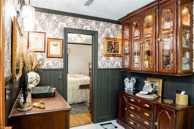 172 Aldebaran RD, Mathews, VA 23109