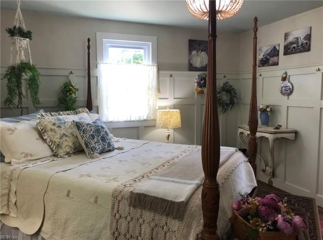 172 Aldebaran RD, Mathews, VA 23109