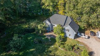 12 Leclair Drive, Hudson, NH 03051