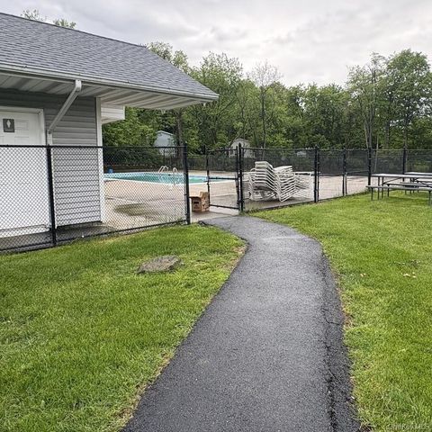 14 Lexington Hill 2, Harriman, NY 10926