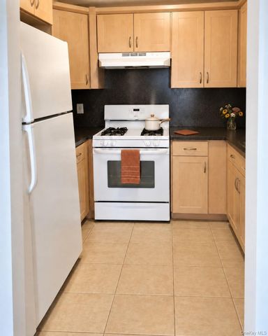 14 Lexington Hill 2, Harriman, NY 10926