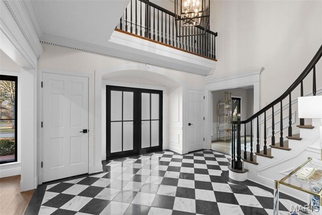 436 Tregaron Place, Frontenac, MO 63131