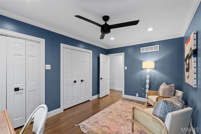 436 Tregaron Place, Frontenac, MO 63131