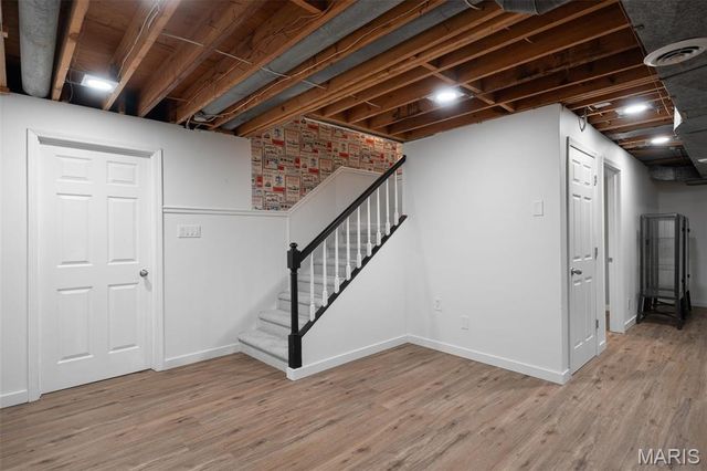 436 Tregaron Place, Frontenac, MO 63131