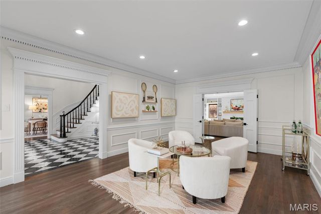 436 Tregaron Place, Frontenac, MO 63131