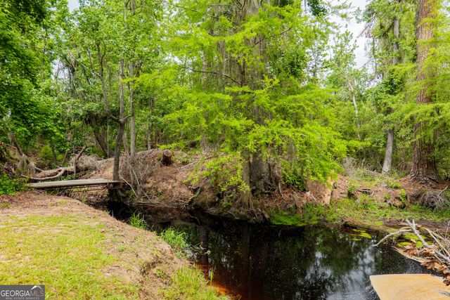 94 W Thigpen Avenue, Lakeland, GA 31635