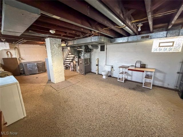 1011 Pennsylvania Avenue, Mcdonald, OH 44437