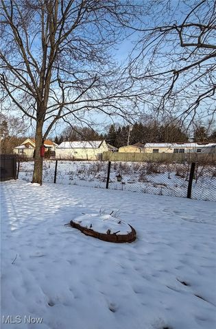 1011 Pennsylvania Avenue, Mcdonald, OH 44437