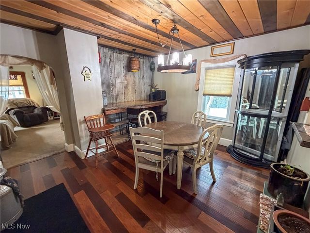 1011 Pennsylvania Avenue, Mcdonald, OH 44437