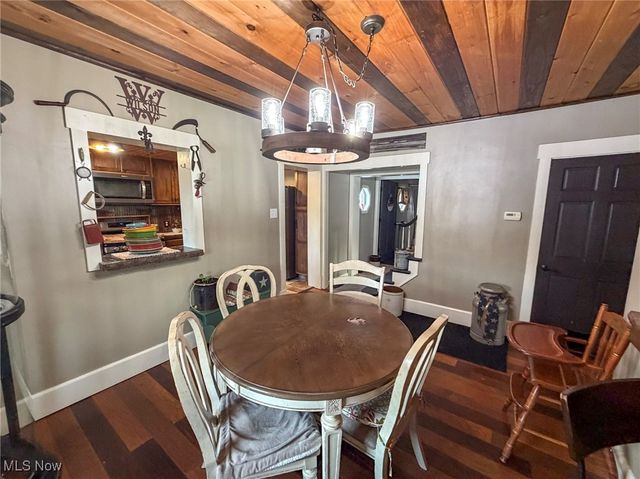 1011 Pennsylvania Avenue, Mcdonald, OH 44437