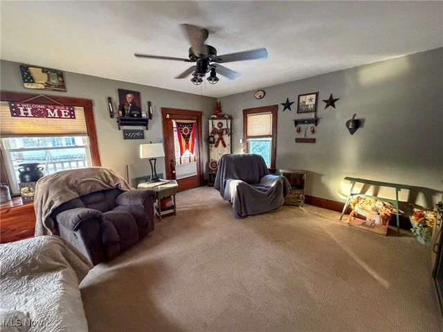 1011 Pennsylvania Avenue, Mcdonald, OH 44437