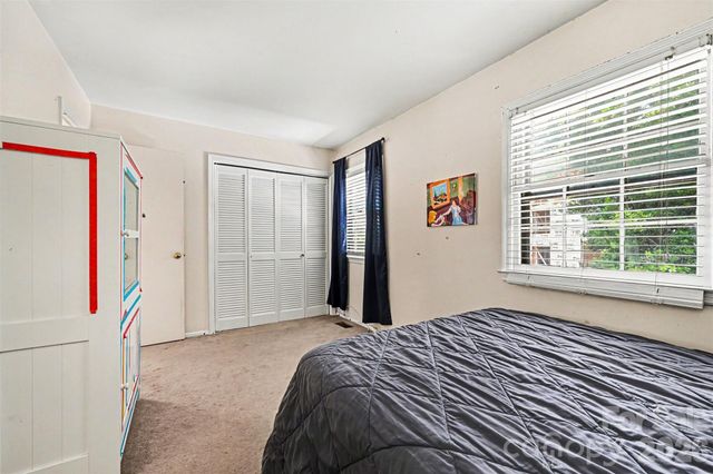 8030 Regent Park Lane, Charlotte, NC 28210