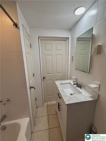 614 North 8th Street 1, Allentown City, PA 18102