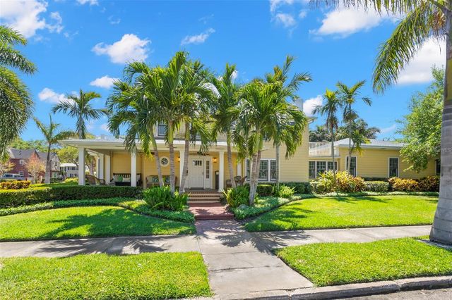 556 21ST AVENUE NE, St Petersburg, FL 33704