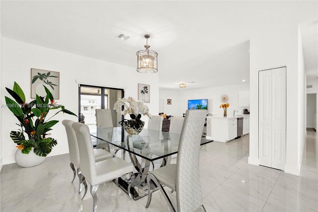 19059 SW 134th Court, Miami, FL 33177