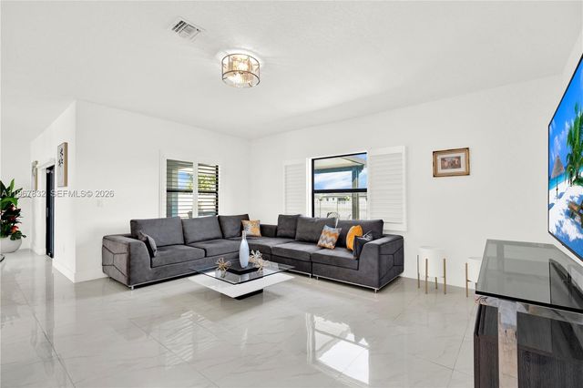 19059 SW 134th Court, Miami, FL 33177