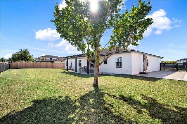 19059 SW 134th Court, Miami, FL 33177