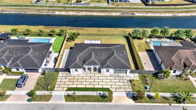 19059 SW 134th Court, Miami, FL 33177