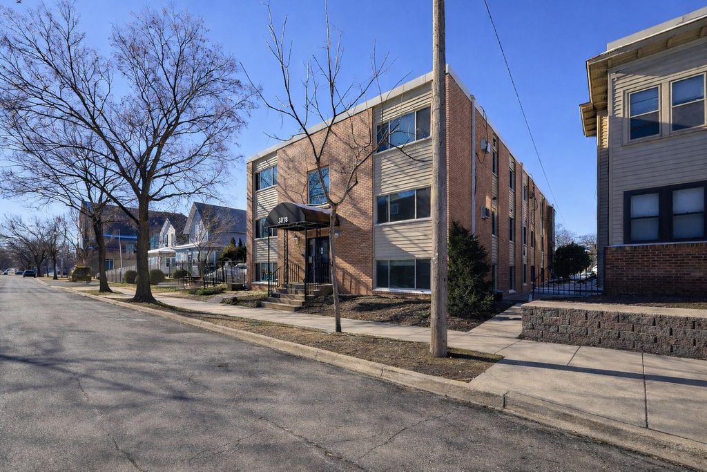 3018 Aldrich Avenue S 25, Minneapolis, MN 55408 — exterior