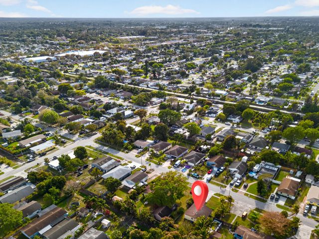 328 Jennings Avenue, Greenacres, FL 33463