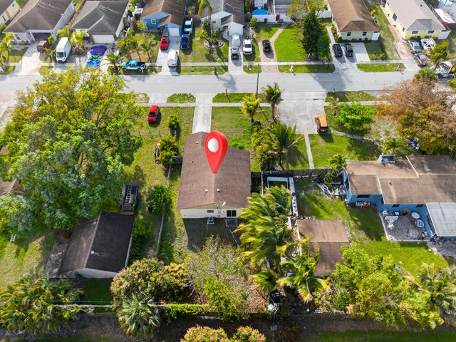 328 Jennings Avenue, Greenacres, FL 33463