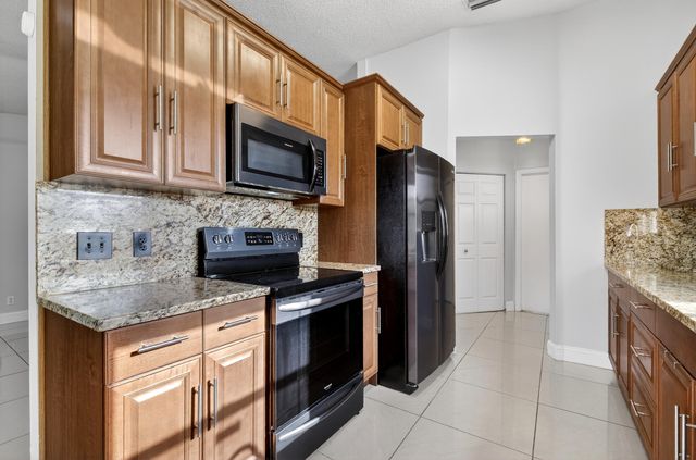 328 Jennings Avenue, Greenacres, FL 33463