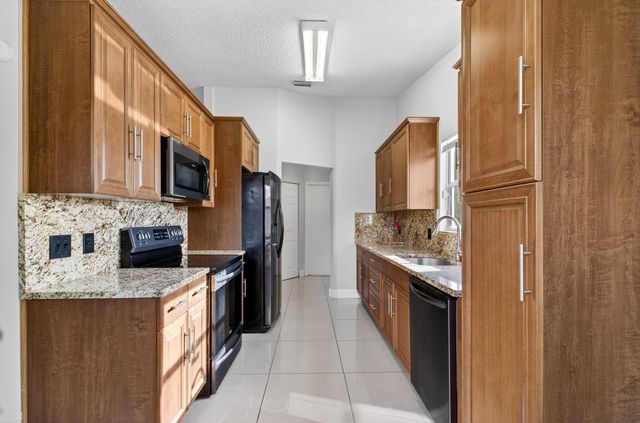 328 Jennings Avenue, Greenacres, FL 33463