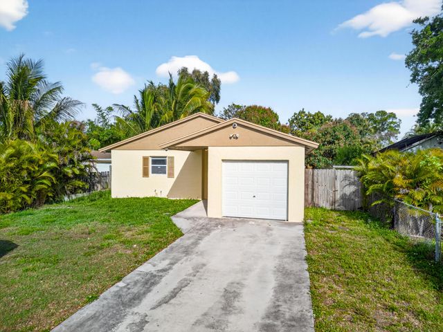328 Jennings Avenue, Greenacres, FL 33463
