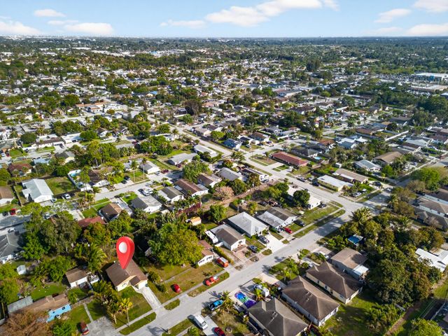 328 Jennings Avenue, Greenacres, FL 33463