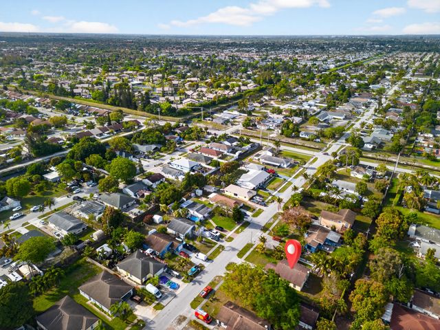 328 Jennings Avenue, Greenacres, FL 33463