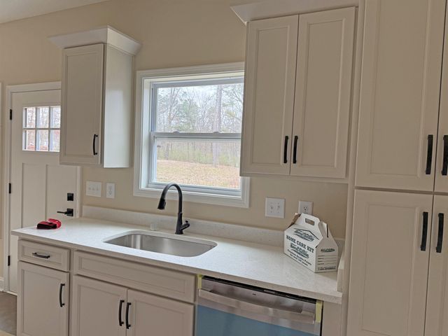 50 FOX TROT RD, Adamsville, TN 38310