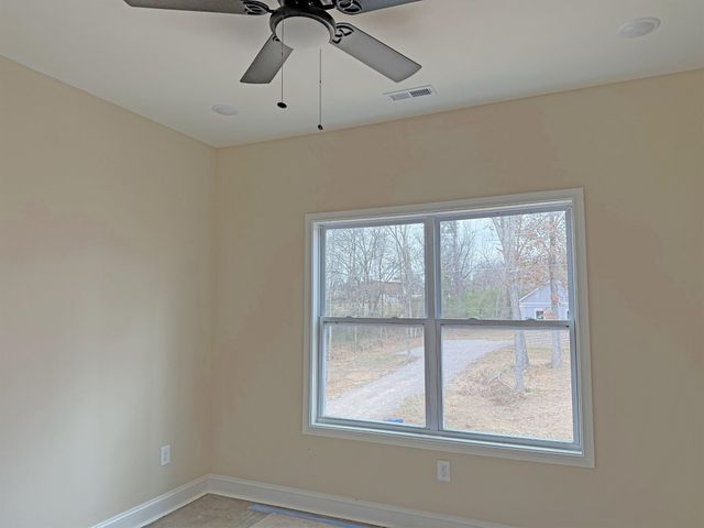 50 FOX TROT RD, Adamsville, TN 38310