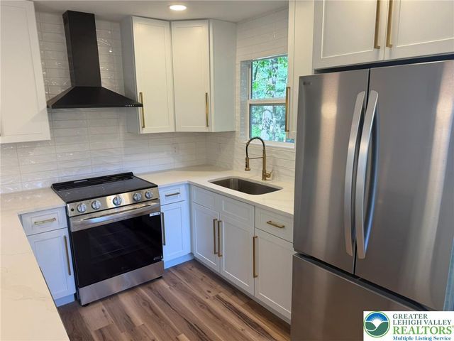 479 Towamensing Trail, Penn Forest Twp, PA 18210