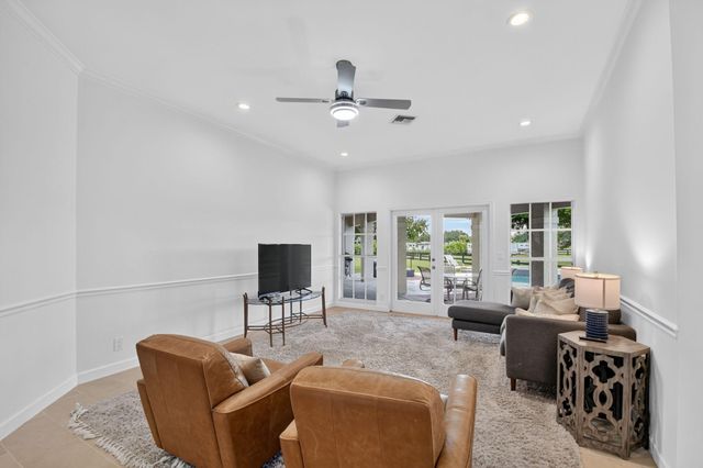 876 Cindy Cir Lane, Wellington, FL 33414