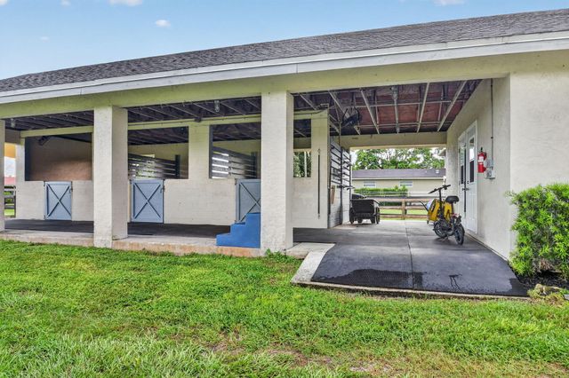 876 Cindy Cir Lane, Wellington, FL 33414