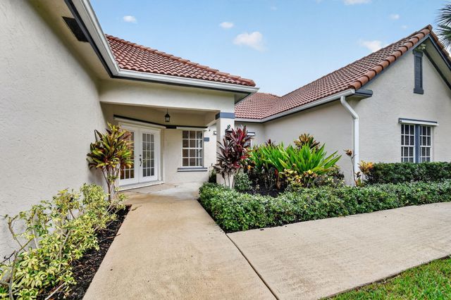 876 Cindy Cir Lane, Wellington, FL 33414
