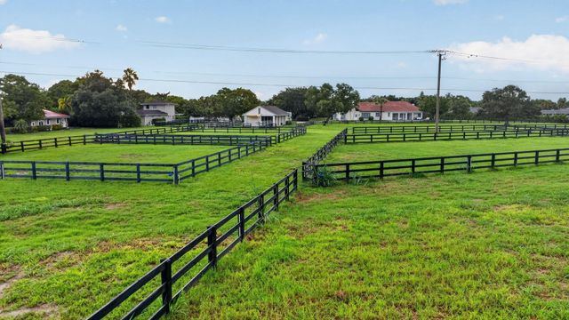 876 Cindy Cir Lane, Wellington, FL 33414