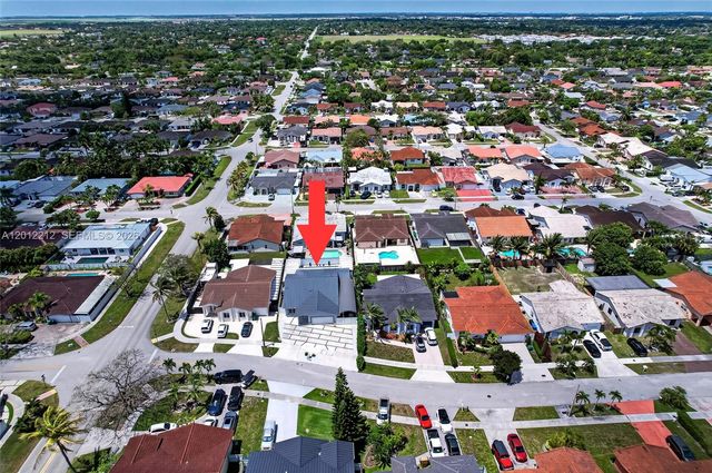 15167 SW 172nd Ter, Miami, FL 33187