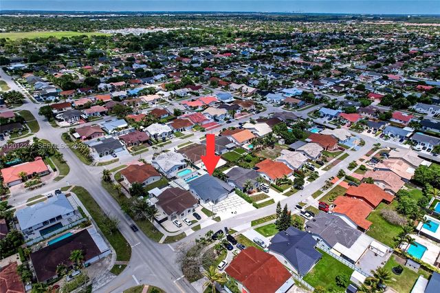 15167 SW 172nd Ter, Miami, FL 33187
