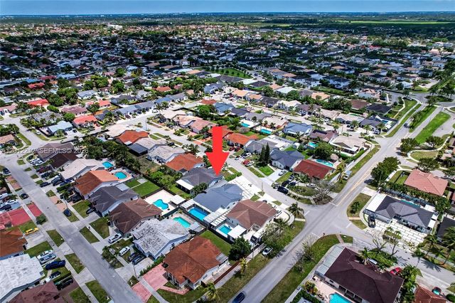 15167 SW 172nd Ter, Miami, FL 33187