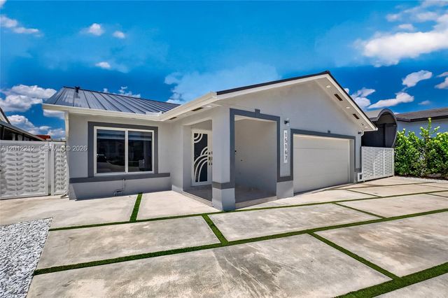 15167 SW 172nd Ter, Miami, FL 33187