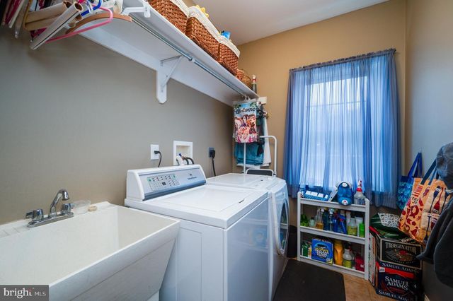 139 LINK RD, Fleetwood, PA 19522