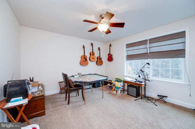 139 LINK RD, Fleetwood, PA 19522