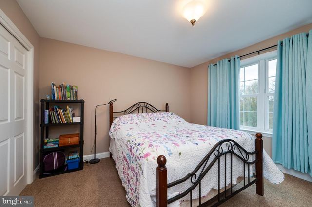 139 LINK RD, Fleetwood, PA 19522