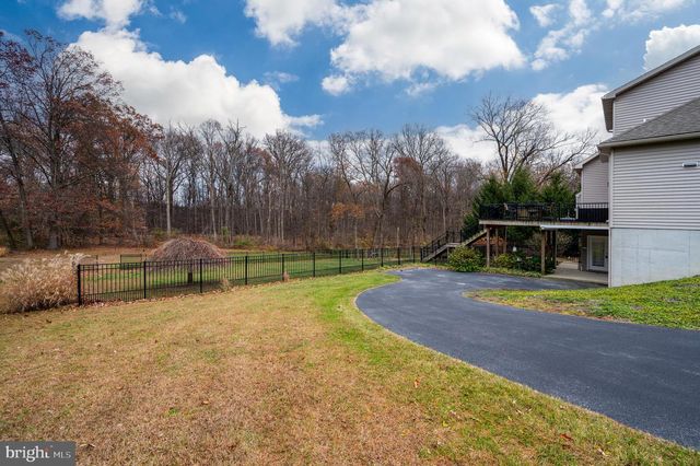 139 LINK RD, Fleetwood, PA 19522